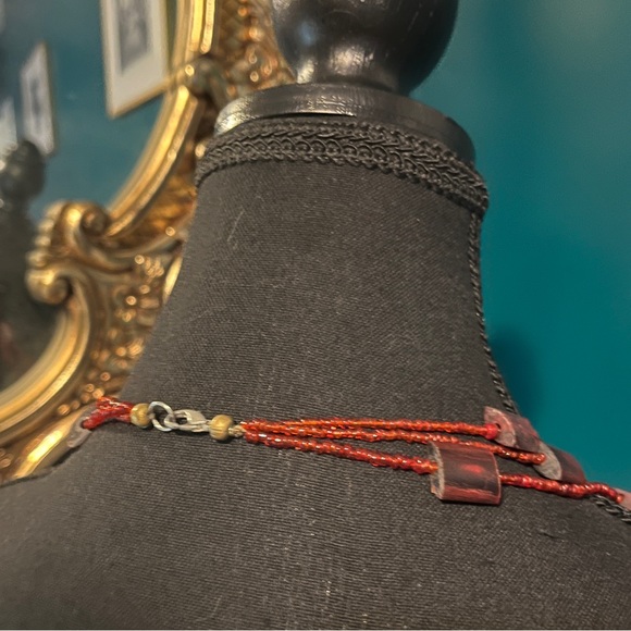 Long beaded necklace - Picture 2 of 3